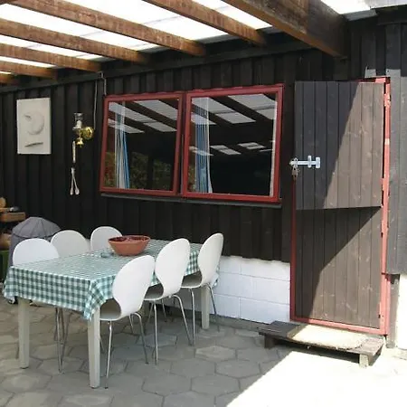 6 Person In Gilleleje-by Traum