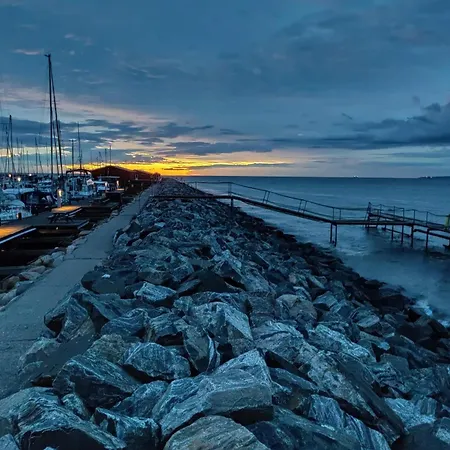 6 Person In Gilleleje-by Traum Gilleleje